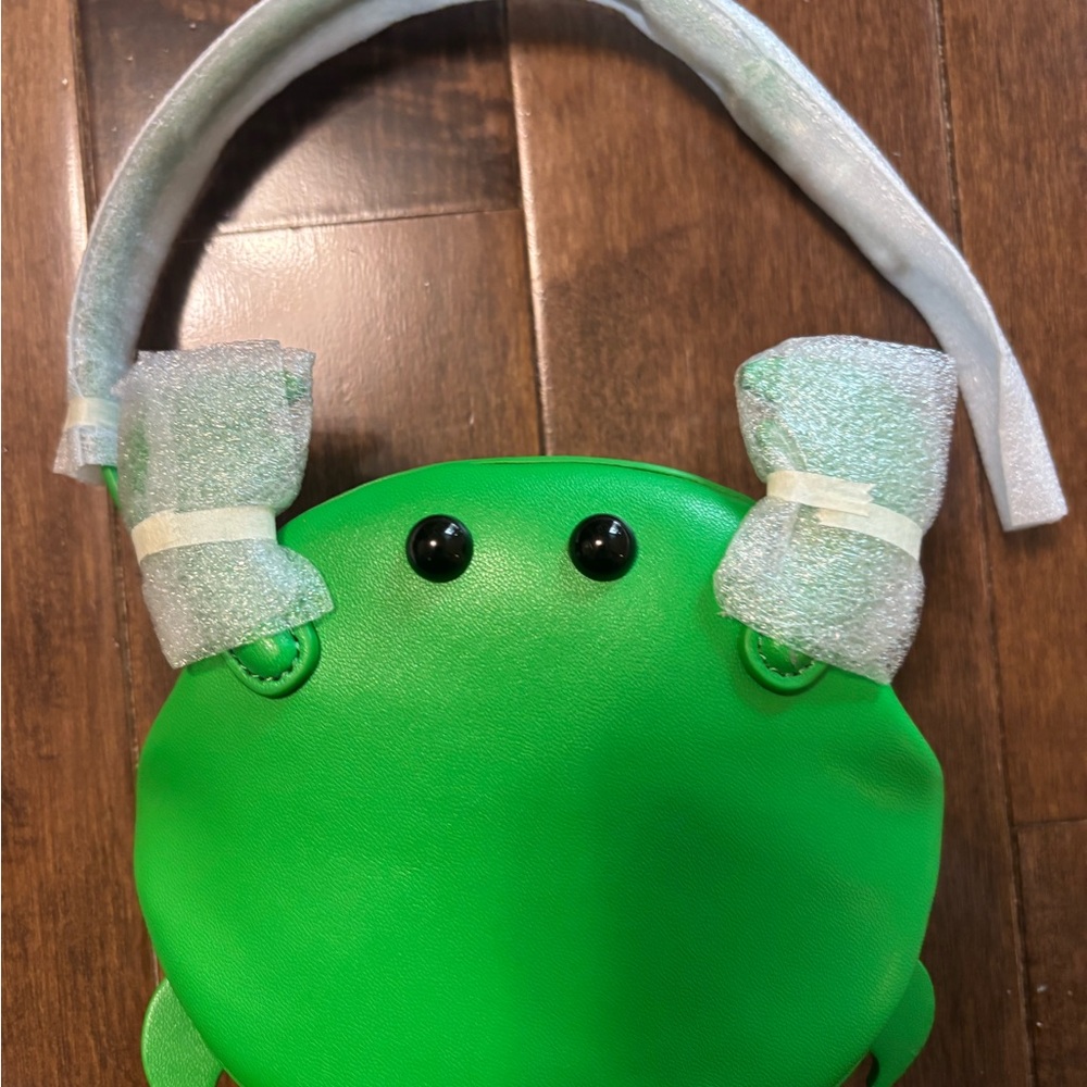 Kate Spade Shelly Wristlet